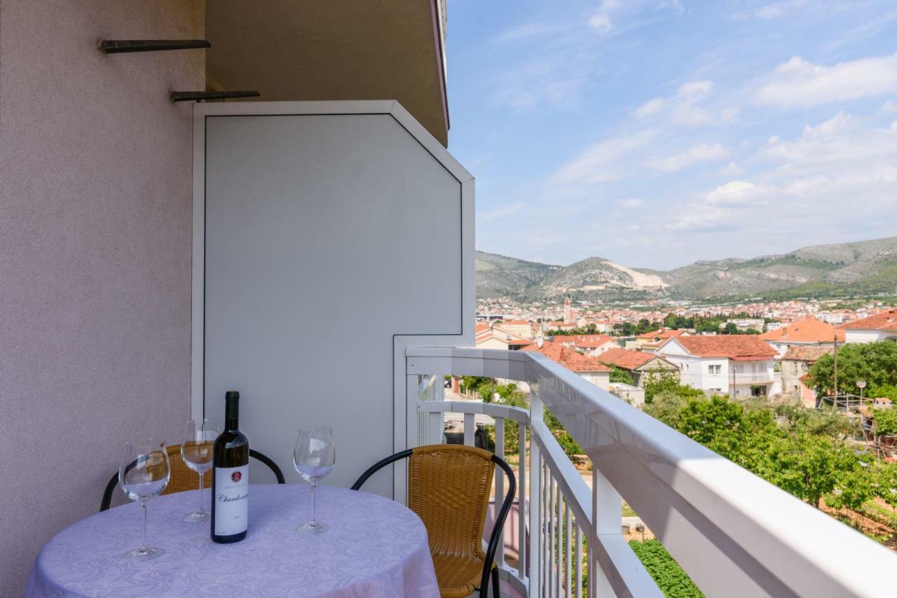 Apartments Mijo Trogir Zewnętrze zdjęcie
